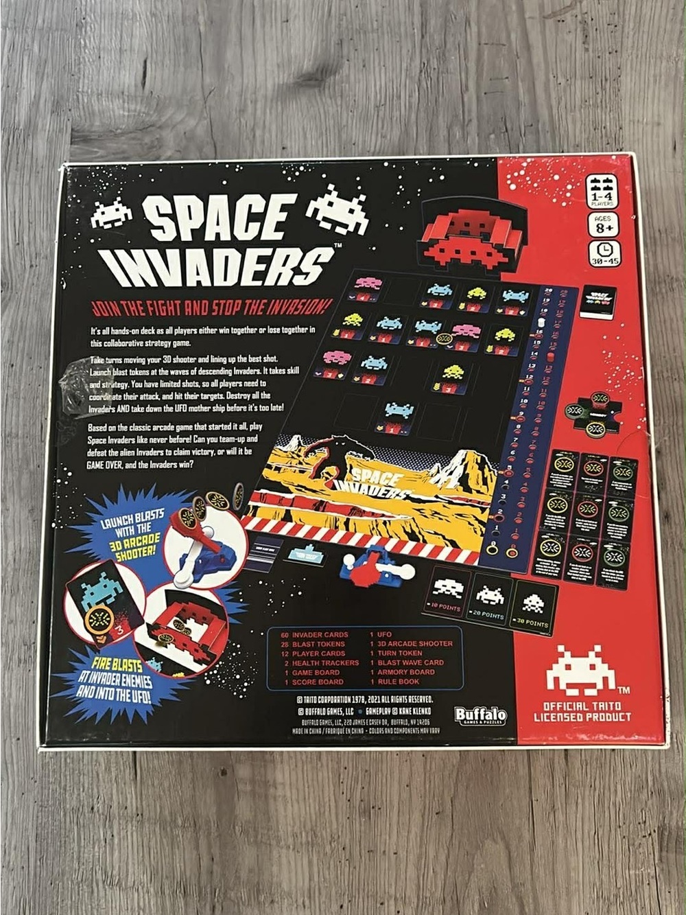 Space Invaders Retro Board Game Set - Red, Black, Blue - Picture 2 of 10
